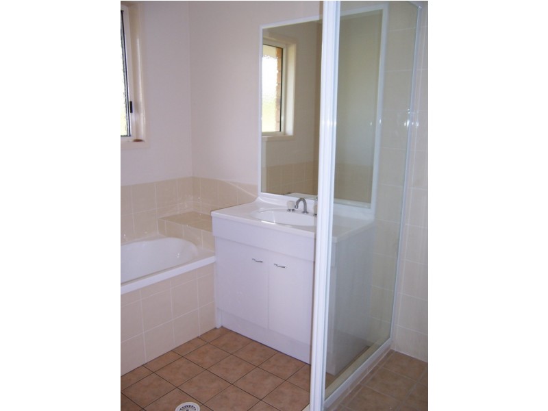 40 Kelmore Court, Elimbah QLD 4516