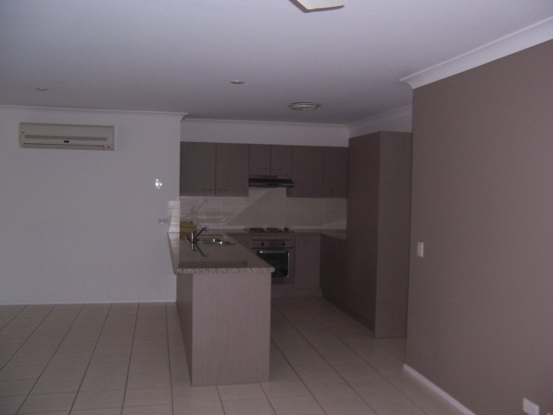 44 Maurice Avenue, Morayfield QLD 4506