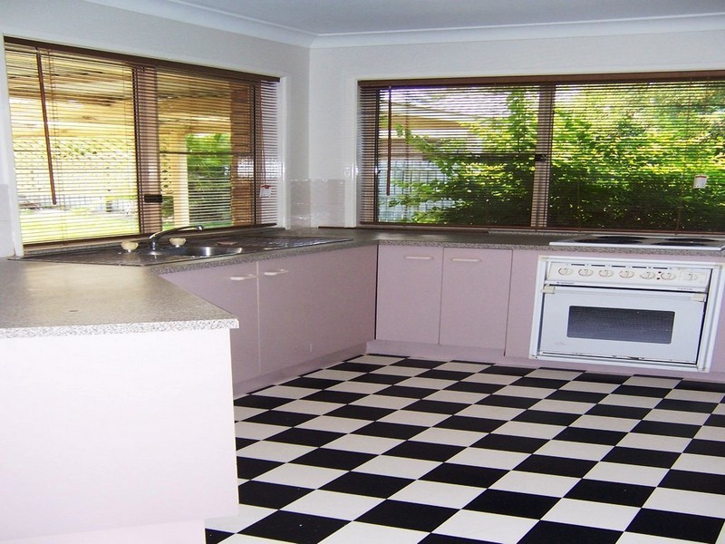 32 Cresthaven Drive, Morayfield QLD 4506