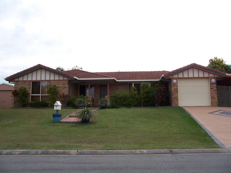 1 Hyde Court, Upper Caboolture QLD 4510