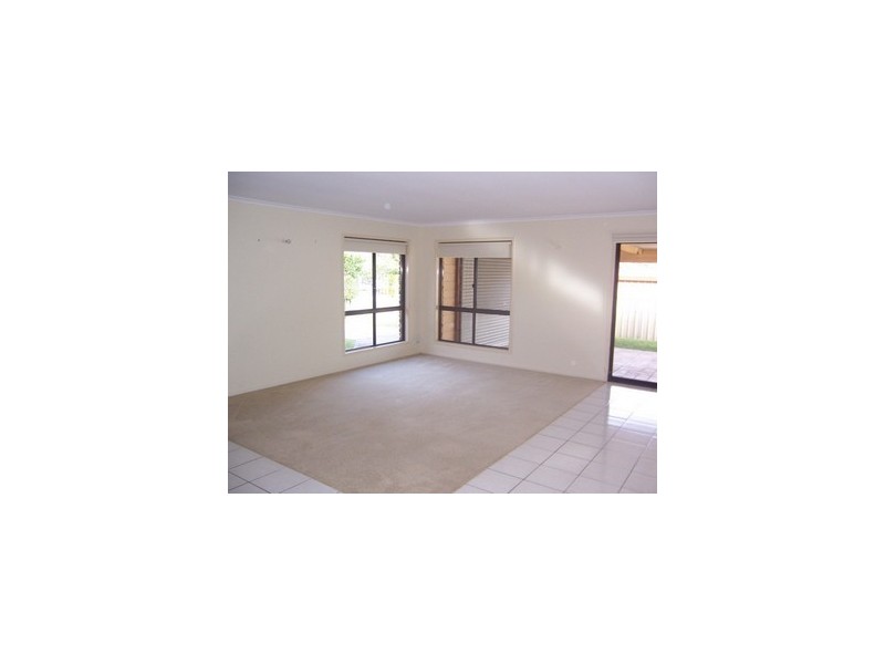 5 Lorebury Drive, Morayfield QLD 4506