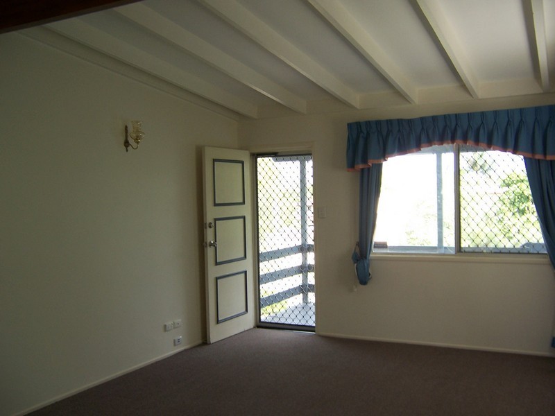 4 Inverness Court, Morayfield QLD 4506