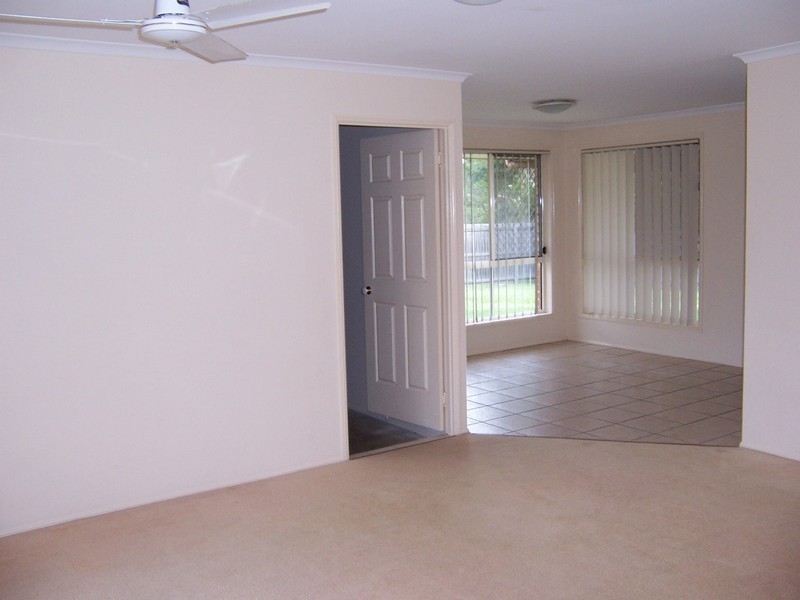 9 Keneally Court, Morayfield QLD 4506