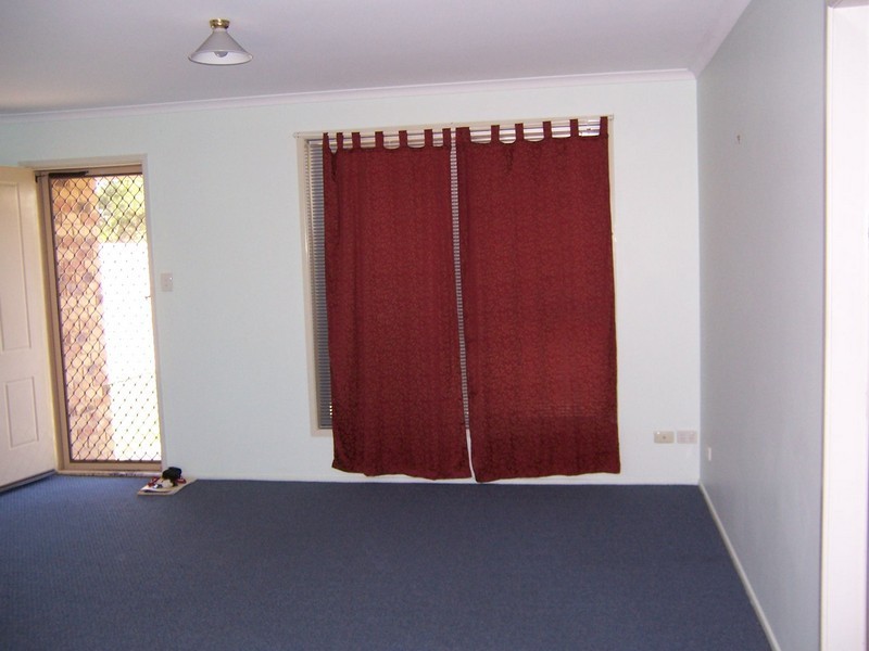 2/43 Grigor Street, Caboolture QLD 4510