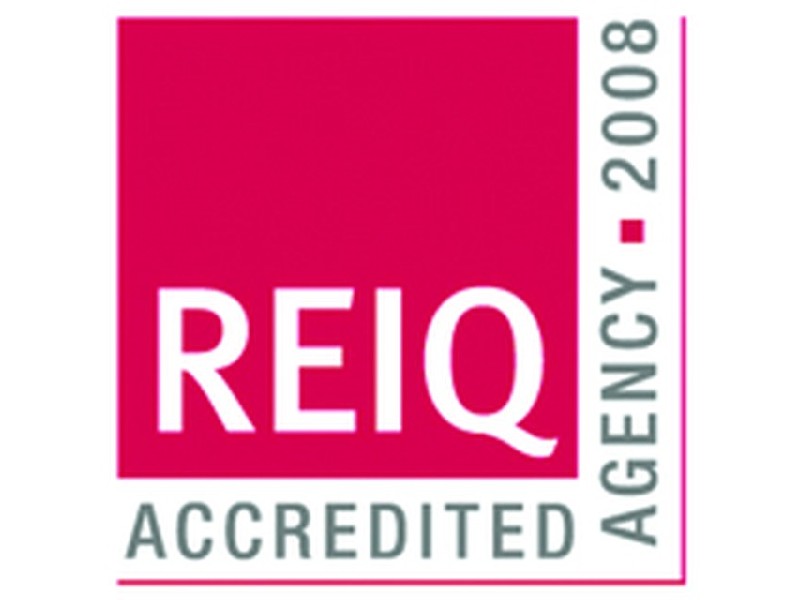 55 Biggs Avenue, Beachmere QLD 4510