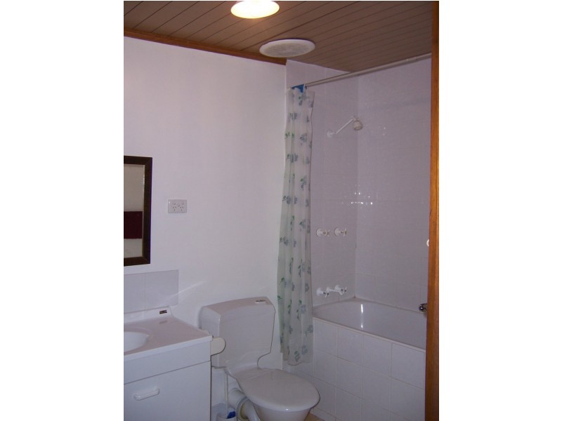 99a The Esplanade, Ningi QLD 4511