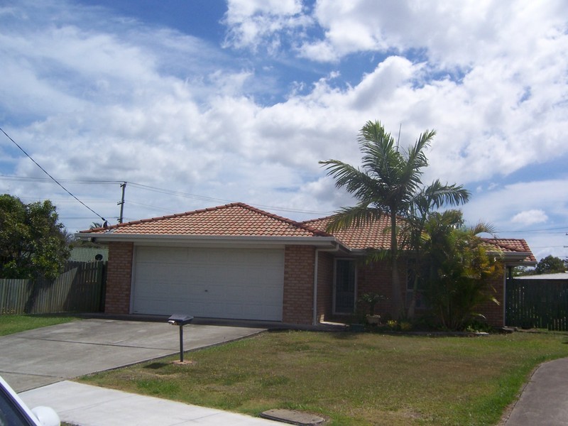 11 Barossa Crescent, Caboolture South QLD 4510