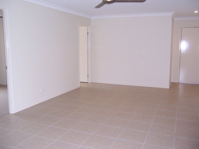 26 Silkyoak Drive, Morayfield QLD 4506