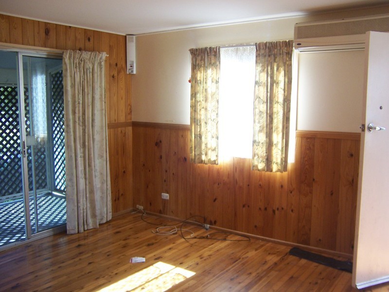 25 Kenneth Street, Morayfield QLD 4506