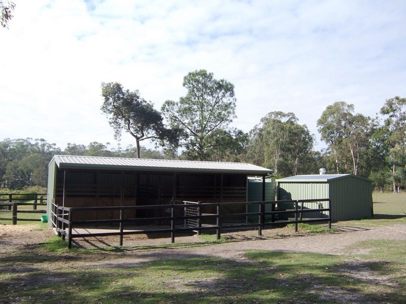 69 Kirrang Drive, Elimbah QLD 4516