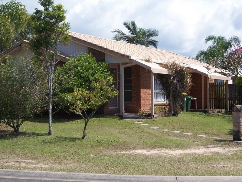 4 Lina Street, Morayfield QLD 4506