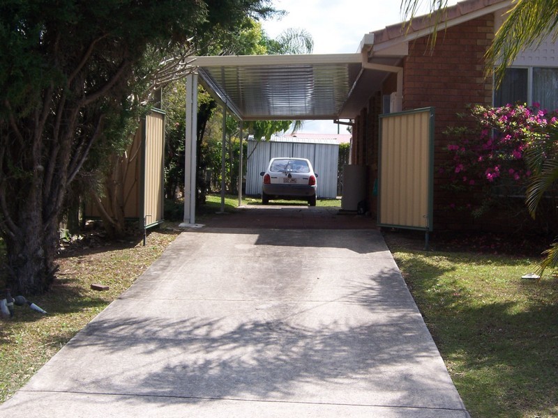 4 Lina Street, Morayfield QLD 4506