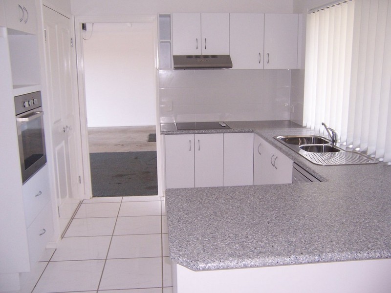 14 Grassdale Court, Morayfield QLD 4506