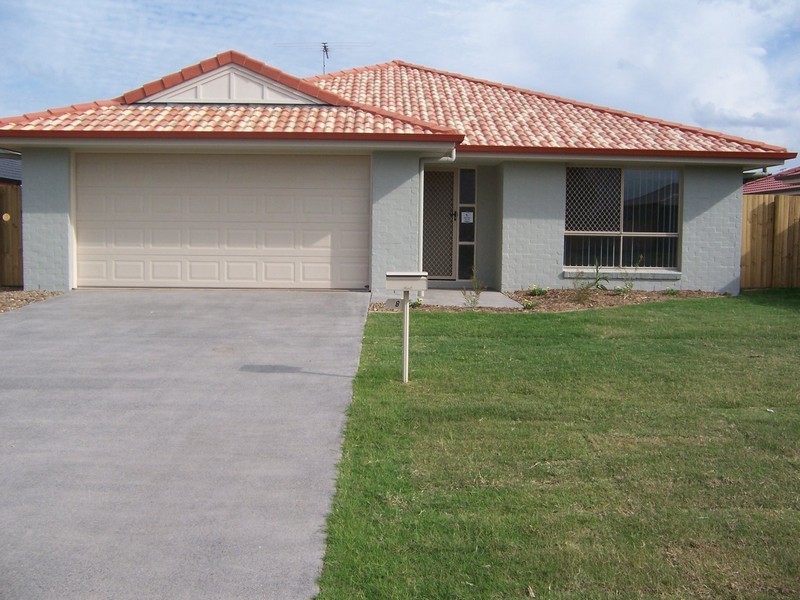 8 Greenwich Court, Bellmere QLD 4510