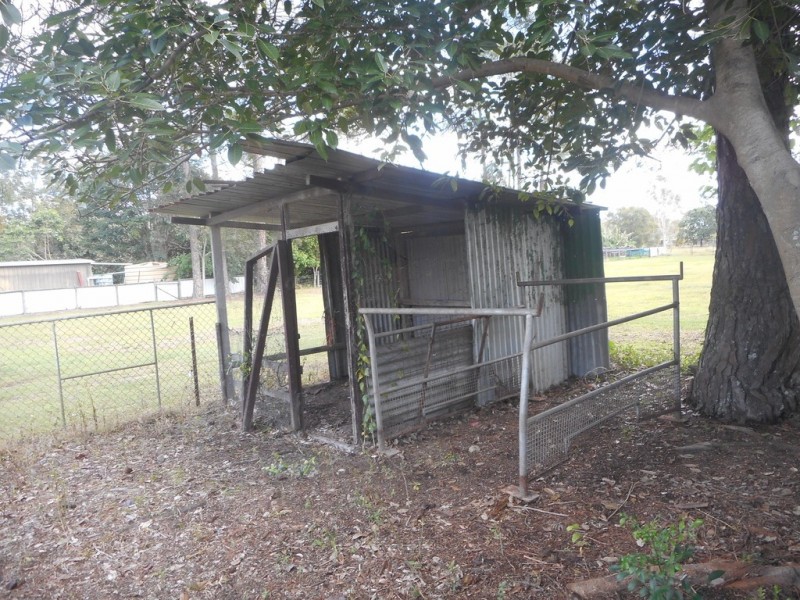 126 Pumicestone Road, Caboolture QLD 4510