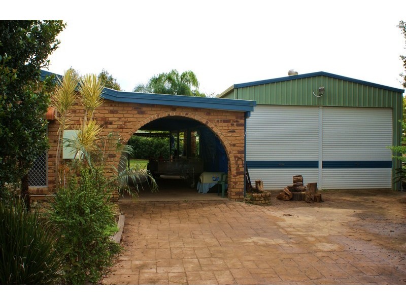 9 Gilbert Street, Caboolture QLD 4510