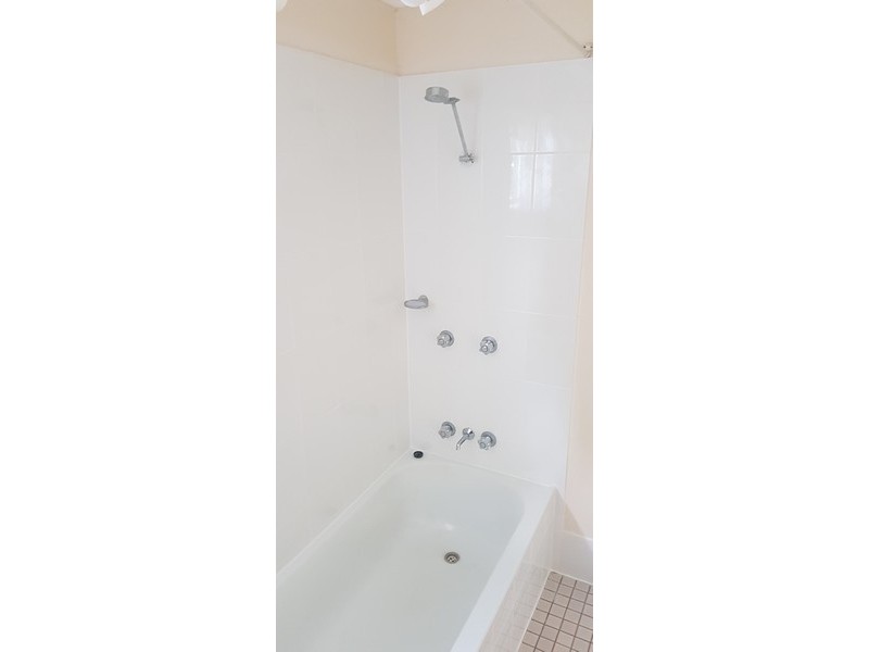 77 Leonie Street, Deception Bay QLD 4508