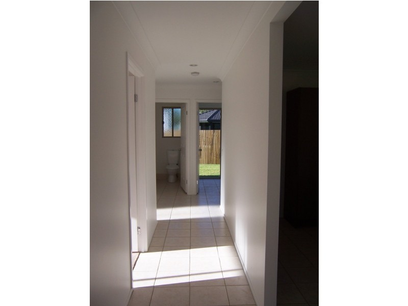 95 Hollywood Avenue, Caboolture QLD 4510