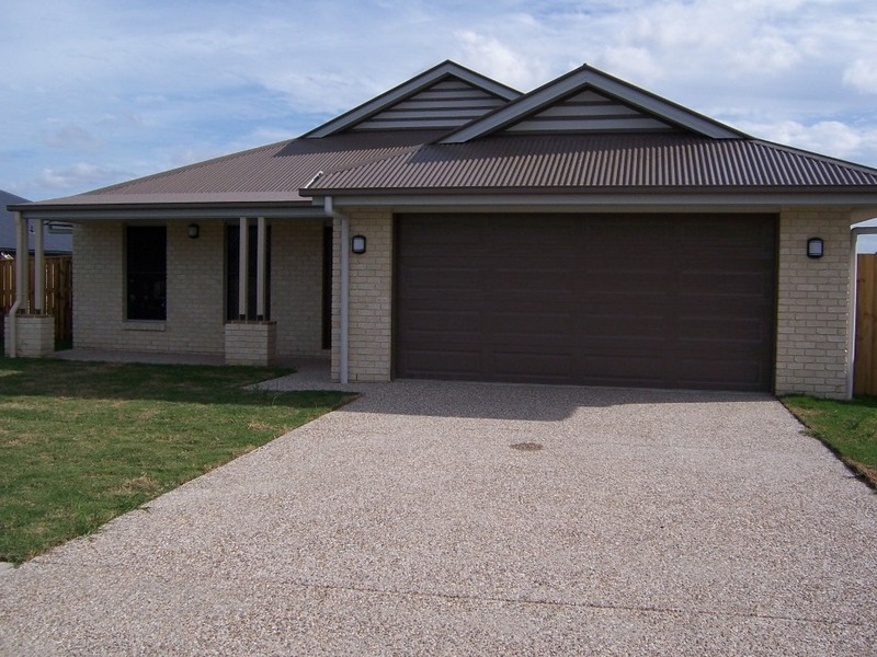 8 Ashbrook Drive, Morayfield QLD 4506