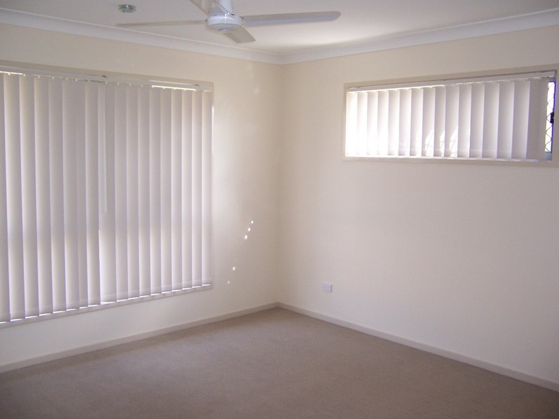 8 Ashbrook Drive, Morayfield QLD 4506