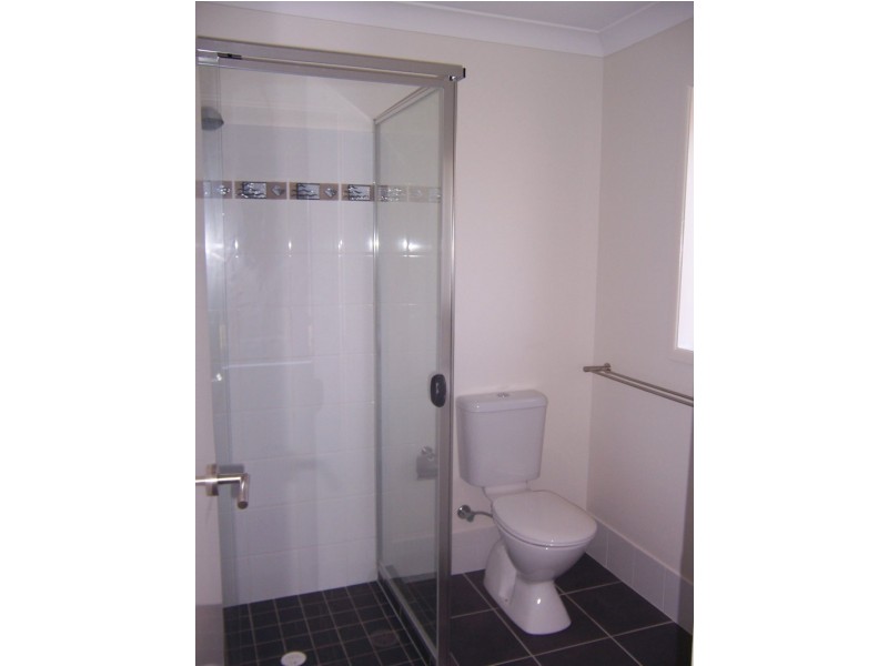 6 Arcadia Court, Upper Caboolture QLD 4510