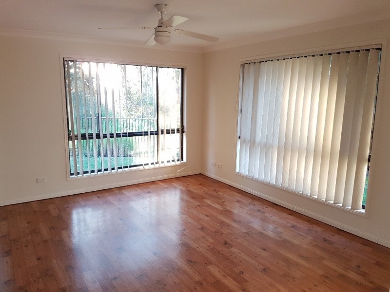 10 Sapphire Court, Morayfield QLD 4506