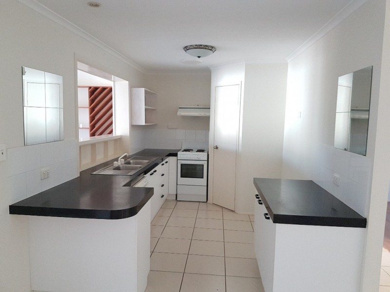 14 Hillgrove Court, Morayfield QLD 4506