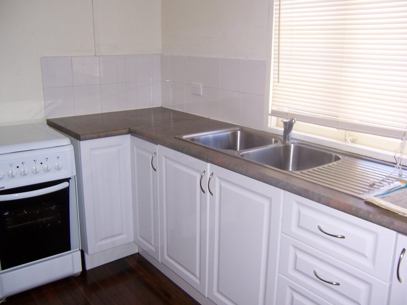 868 Beachmere Road, Beachmere QLD 4510