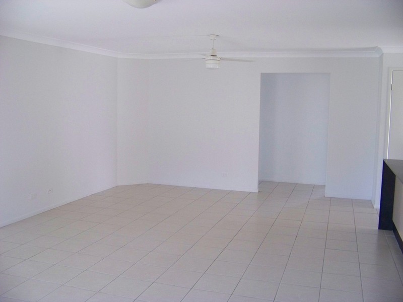 42 Willowleaf Circuit, Upper Caboolture QLD 4510