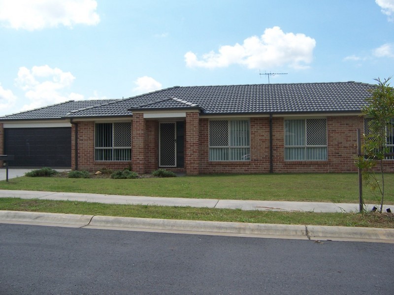 10 Piccadilly Street, Bellmere QLD 4510