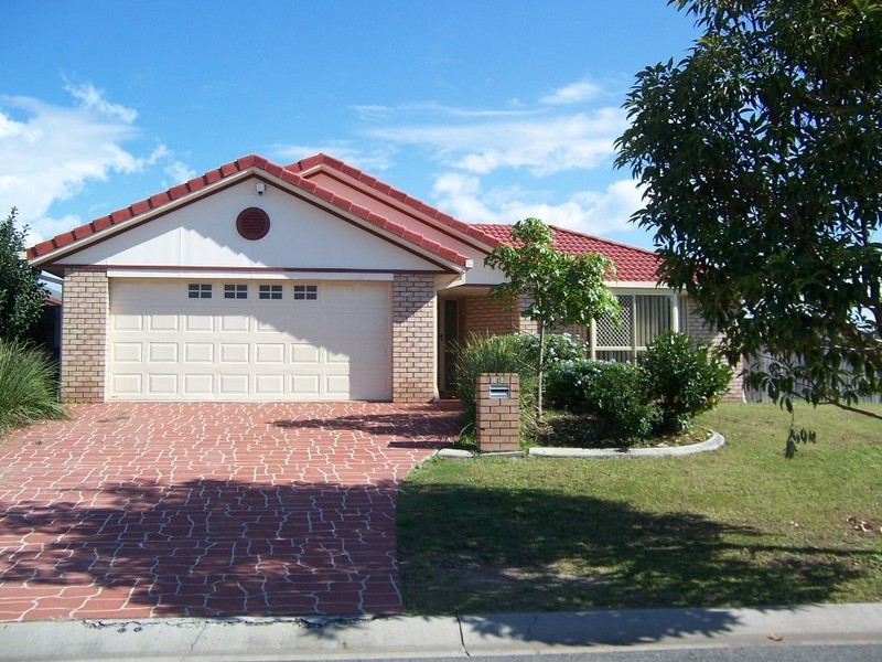 8 Fazey Close, Caboolture QLD 4510