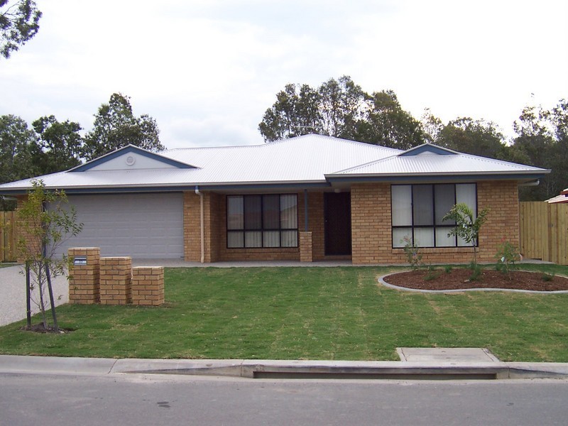 33  Riccardo Drive, Caboolture QLD 4510