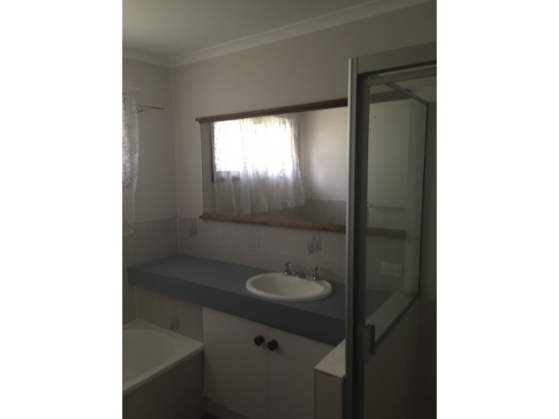 16 Blackwood Street, Morayfield QLD 4506