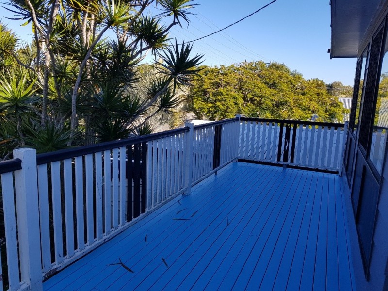 136 Bishop Road, Beachmere QLD 4510
