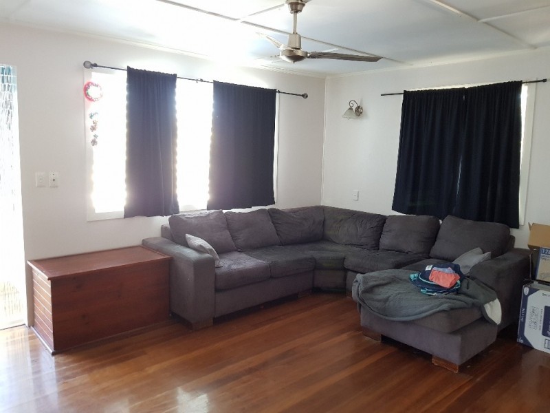 136 Bishop Road, Beachmere QLD 4510
