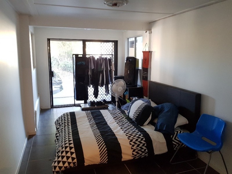 136 Bishop Road, Beachmere QLD 4510