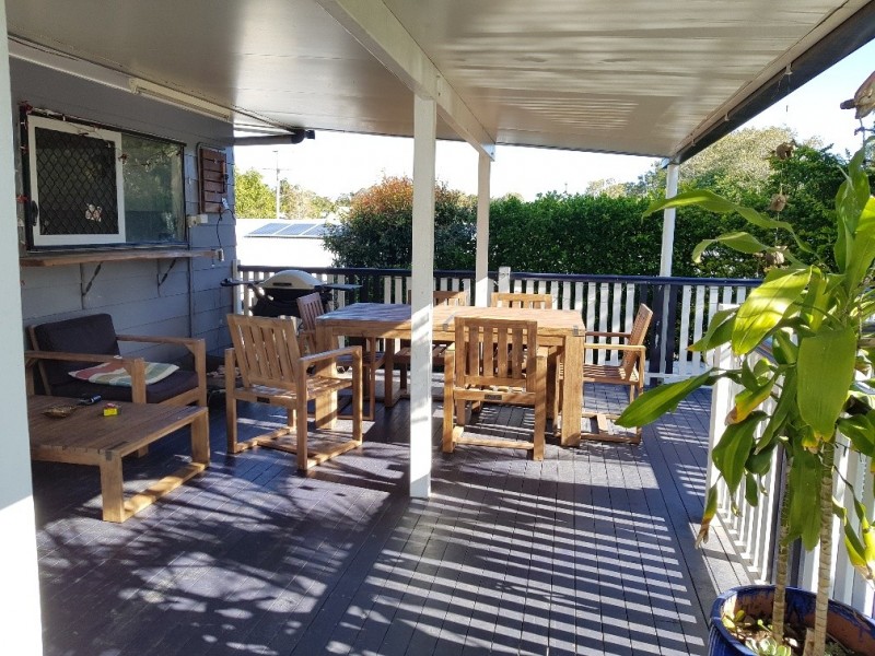 136 Bishop Road, Beachmere QLD 4510