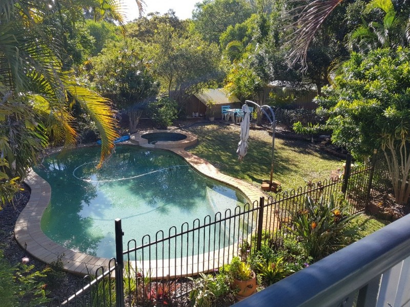 136 Bishop Road, Beachmere QLD 4510