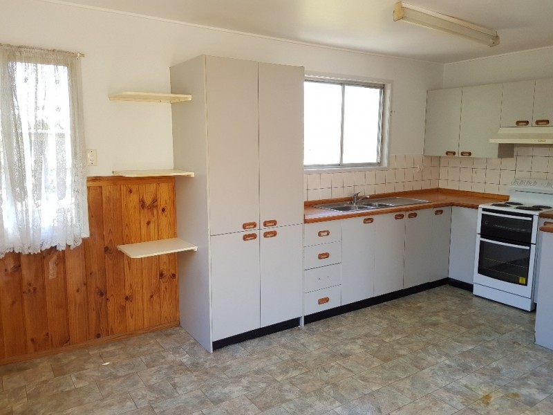25 Kenneth Street, Morayfield QLD 4506