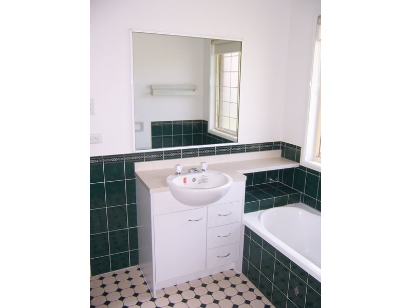 4 Toni Court, Morayfield QLD 4506