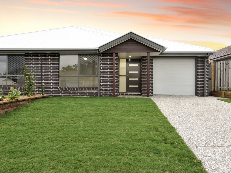 2/4 Cyan Court, Morayfield QLD 4506