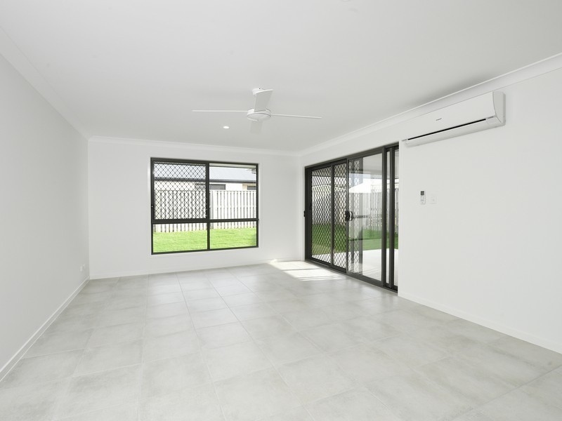 2/4 Cyan Court, Morayfield QLD 4506