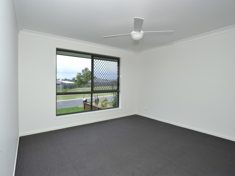 2/4 Cyan Court, Morayfield QLD 4506