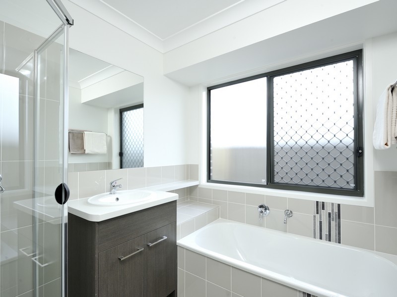 2/4 Cyan Court, Morayfield QLD 4506