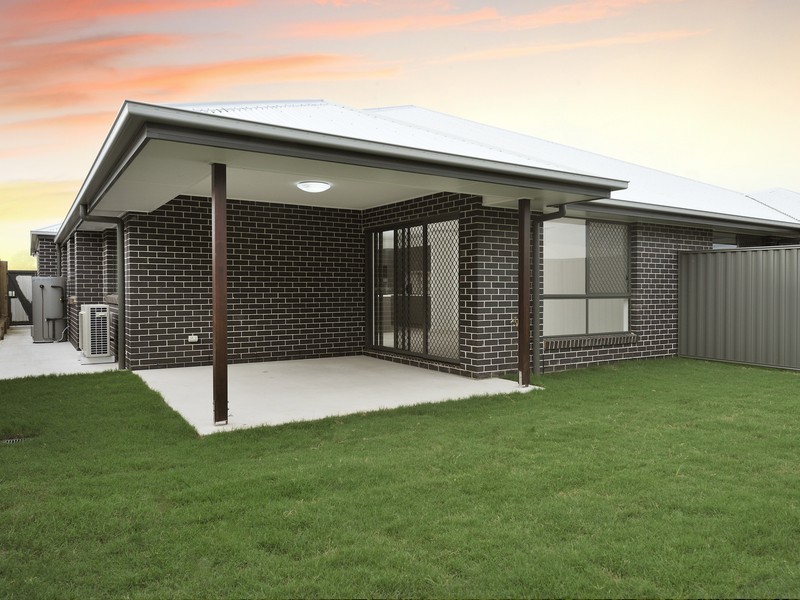 2/4 Cyan Court, Morayfield QLD 4506