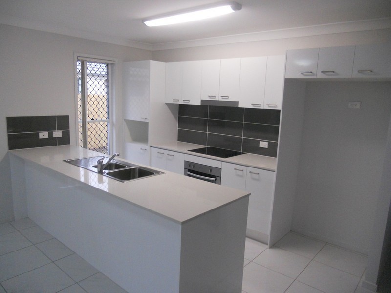 11b Paddington Street, Bellmere QLD 4510