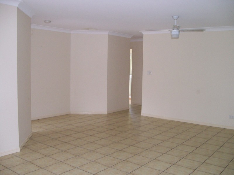 33 Michael Avenue, Morayfield QLD 4506