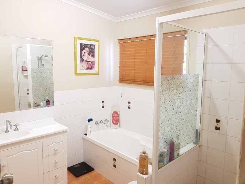 2 Magnolia Court, Caboolture QLD 4510