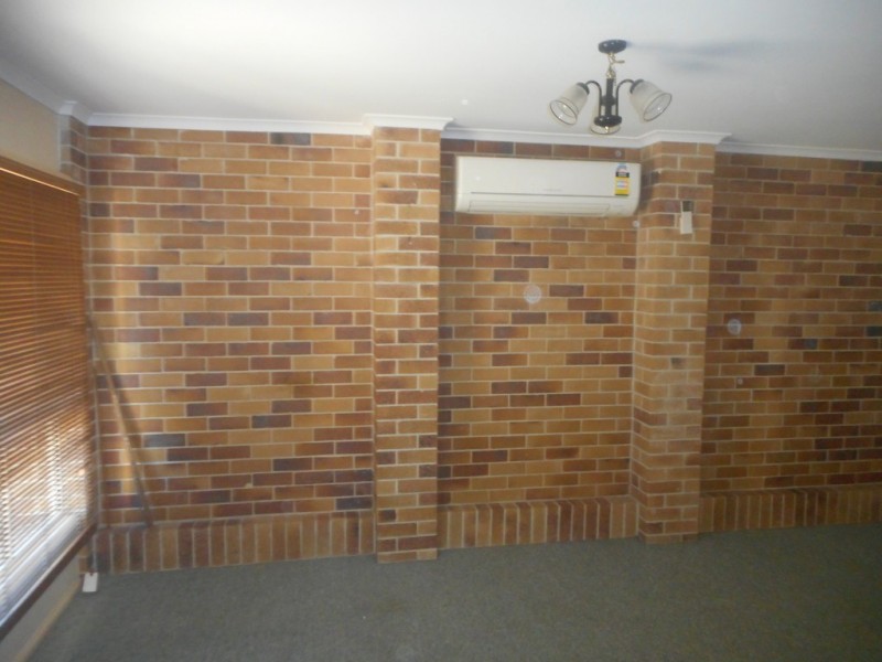 51 Crestwood Drive, Morayfield QLD 4506