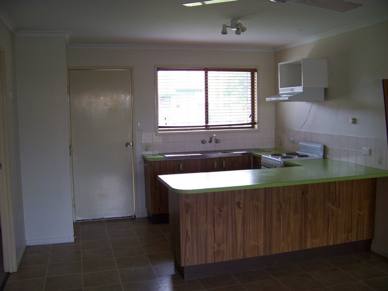 2/99 Lower King Street, Caboolture QLD 4510